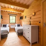 Dvě -